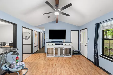 Entry Way - 3 Chipmunk Dr, Conway, AR 72032 photo 1 of 2