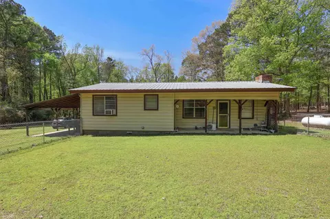 847 Central Rd, Arkadelphia, AR 71923