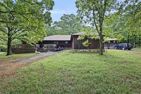 176 High Acres Dr, Russellville, AR 72802