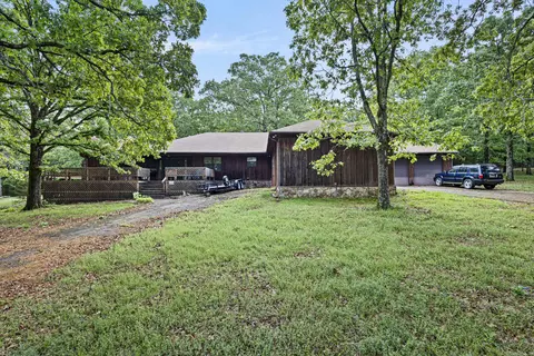 176 High Acres Dr, Russellville, AR 72802