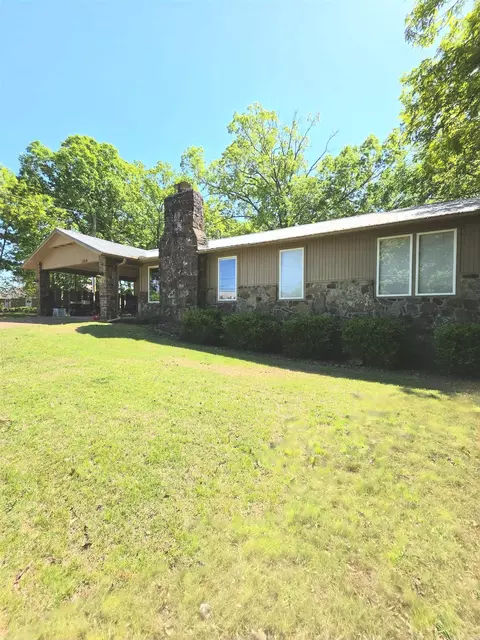 214 Greenwood Rd, Fairfield Bay, AR 72088