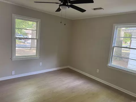 Bedroom - 2818 Edgewood, Pine Bluff, AR 71603 photo 2 of 3