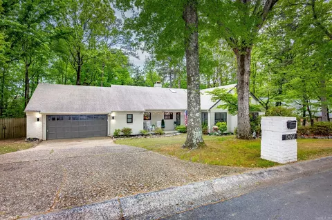 12601 Saint Charles Blvd, Little Rock, AR 72211