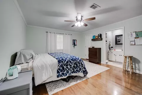 Bedroom - 6 Sedgefield Dr, Conway, AR 72034 photo 3 of 8