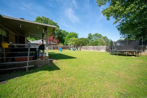 Exterior - 6 Sedgefield Dr, Conway, AR 72034 photo 3 of 7