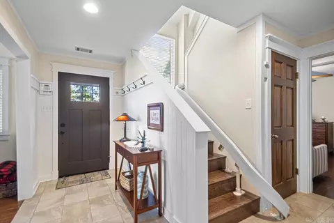 Entry Way - 6715 Roberts Rd, Alexander, AR 72002 photo 1 of 3