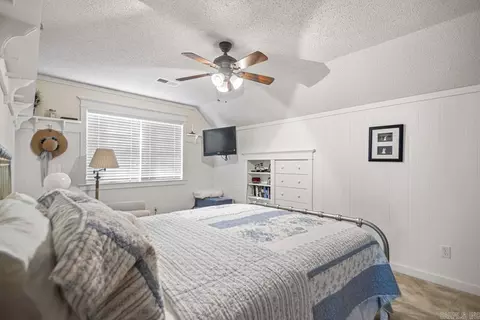 Bedroom - 6715 Roberts Rd, Alexander, AR 72002 photo 3 of 5