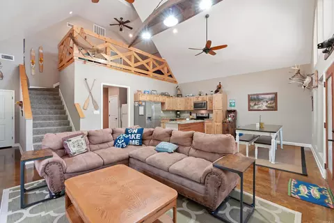 Living - 24 Laynes Hideaway, Higden, AR 72067 photo 4 of 4