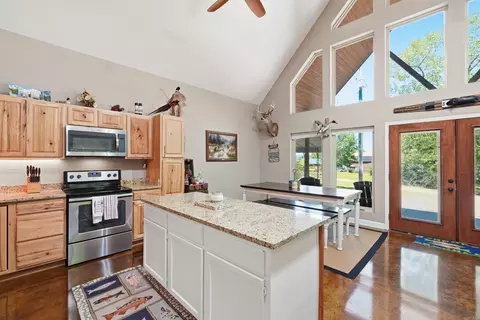 Kitchen - 24 Laynes Hideaway, Higden, AR 72067 photo 2 of 3