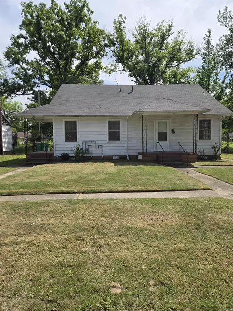 Exterior - 2008 W 30th St, Pine Bluff, AR 71603 photo 2 of 2