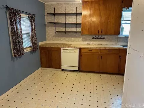 Kitchen - 631 Commerce St, Ulm, AR 72170 photo 1 of 2