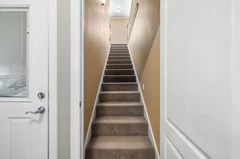Entry Way - 102 Cordell Rd, Beebe, AR 72012 photo 4 of 4