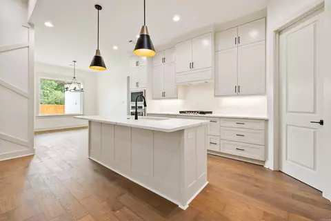 Kitchen - 7044 Star Dust Ln, Alexander, AR 72002 photo 1 of 6