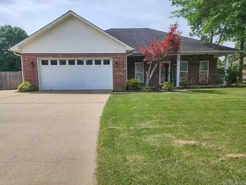51 Donna Kay Dr, Greenbrier, AR 72058