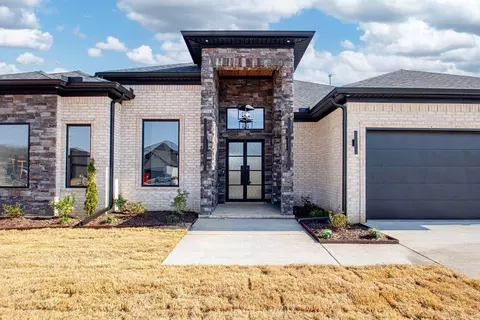 1015 Black Bass Ct, Jacksonville, AR 72076