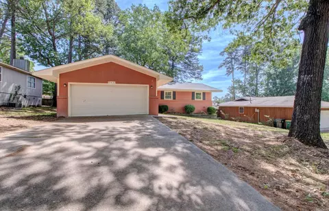 2413 Lehigh Dr, Little Rock, AR 72204