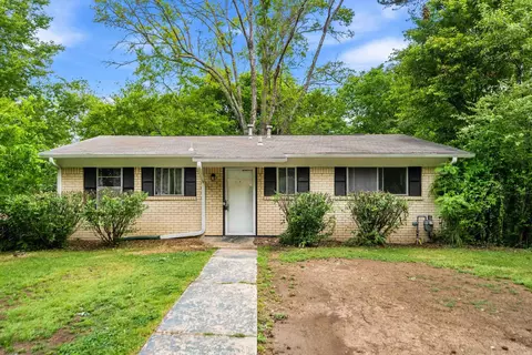 104 Fruitwood St, Hot Springs, AR 71913