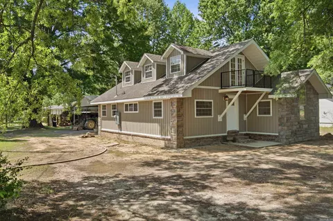 Exterior - 201 N Holly, Beebe, AR 72012 photo 2 of 8