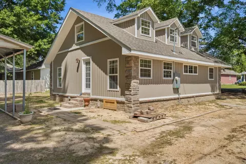 Exterior - 201 N Holly, Beebe, AR 72012 photo 5 of 8