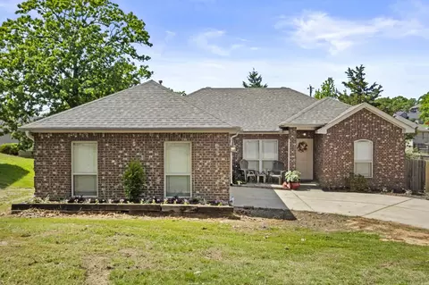 10610 Rockbrook Dr, Sherwood, AR 72120