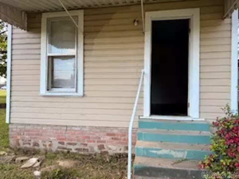 215-217 Willow St, Jacksonville, AR 72076