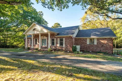 191 Taylor Pl, Hot Springs, AR 71901