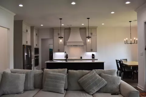 Kitchen - 4829 Coronell Way, Alexander, AR 72002 photo 2 of 2