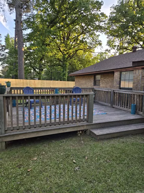 Exterior - 3609 Old Warren Rd, Pine Bluff, AR 71603 photo 2 of 5