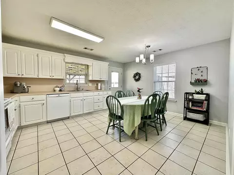 Kitchen - 1506 Moon Rd, Ward, AR 72176 photo 1 of 4