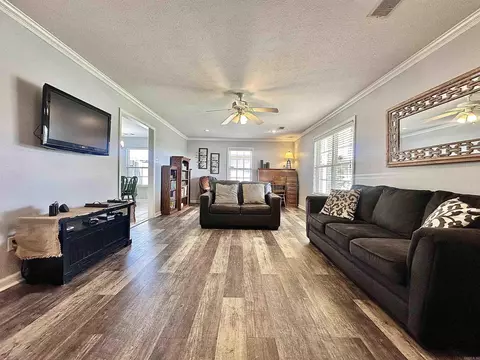 Living - 1506 Moon Rd, Ward, AR 72176 photo 2 of 4