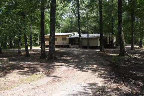 70 Green Head Ln, Altheimer, AR 72004