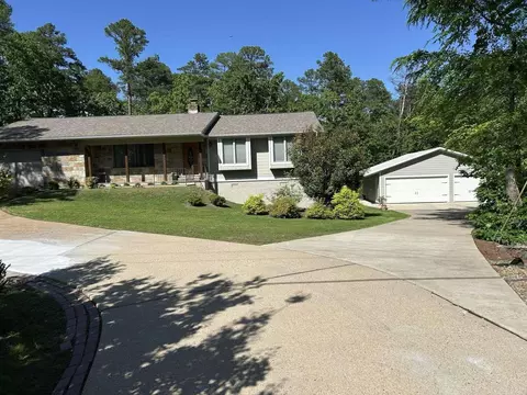 45 Levantino Dr, Hot Springs Village, AR 71909