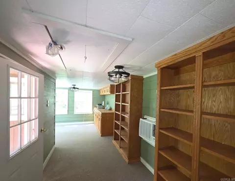 Entry Way - 293 Social Hill Loop, Malvern, AR 72104 photo 1 of 1