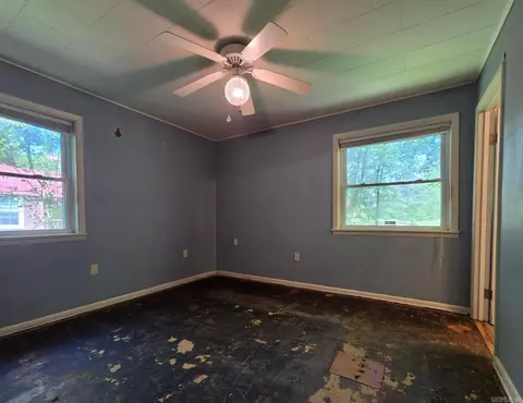 Bedroom - 293 Social Hill Loop, Malvern, AR 72104 photo 6 of 7