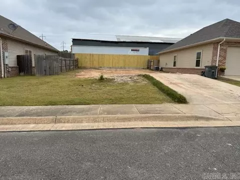 117 Lily St, Hot Springs, AR 71901