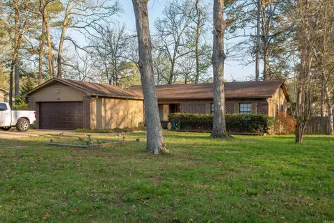 147 Dark Frst, Hot Springs, AR 71901