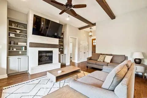 Living - 2401 Aberdeen Dr, Bryant, AR 72019 photo 2 of 2