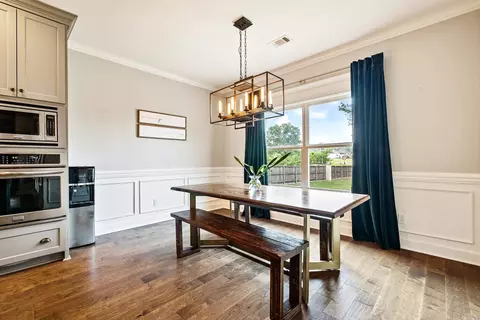 Dining - 2401 Aberdeen Dr, Bryant, AR 72019 photo 1 of 1