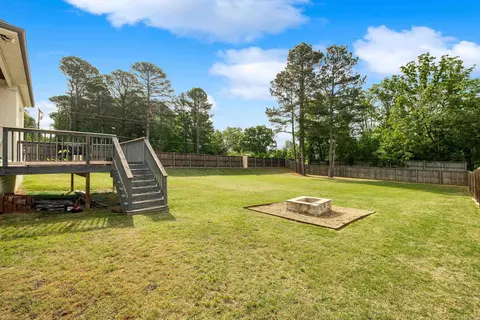 Exterior - 2401 Aberdeen Dr, Bryant, AR 72019 photo 5 of 12