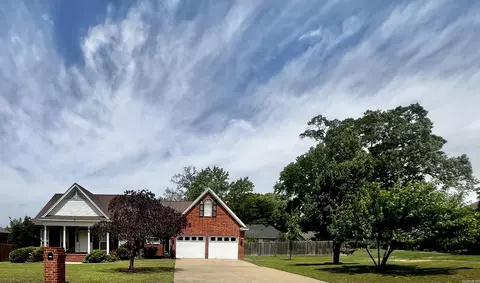 602 River Oaks Blvd, Searcy, AR 72143