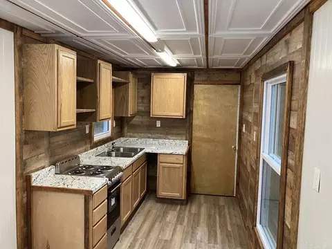 Kitchen - 7908 And 7912 Sorrells Rd, Pine Bluff, AR 71603 photo 10 of 15