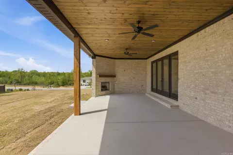 Exterior - 901 Cimarron Cv, Benton, AR 72019 photo 6 of 6