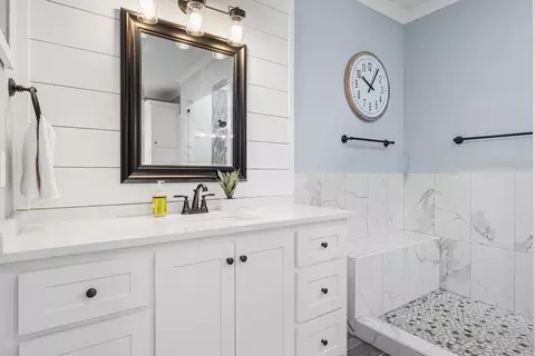Bath - 100 Opie Dr, Cabot, AR 72023 photo 3 of 5