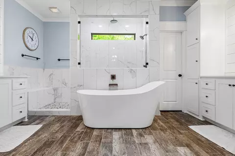 Bath - 100 Opie Dr, Cabot, AR 72023 photo 2 of 5