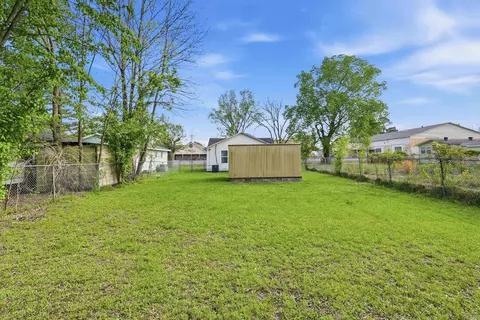 Exterior - 604 Spruce St, Conway, AR 72032 photo 6 of 6