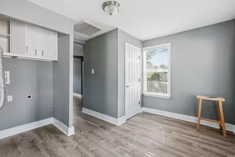 Entry Way - 604 Spruce St, Conway, AR 72032 photo 4 of 4