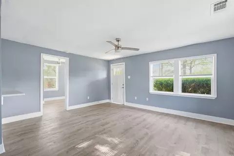 Living - 604 Spruce St, Conway, AR 72032 photo 3 of 4