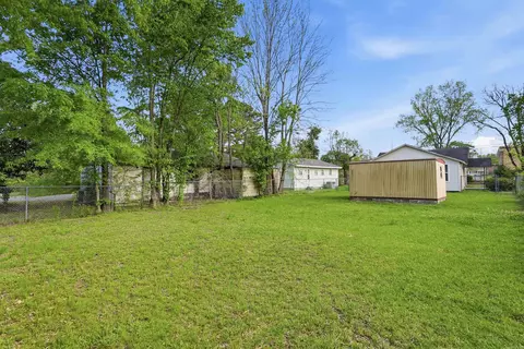 Exterior - 604 Spruce St, Conway, AR 72032 photo 5 of 6
