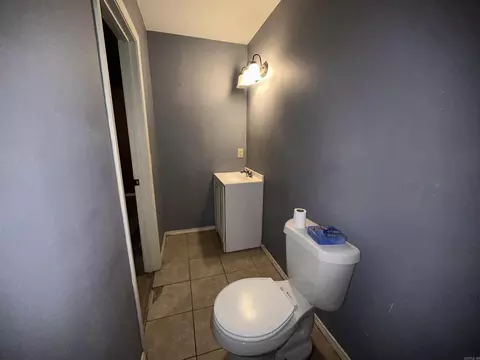 Bath - 6311 Park Rd, Alexander, AR 72002 photo 1 of 3