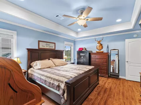 Bedroom - 101 W Lake Cv, Beebe, AR 72012 photo 2 of 6